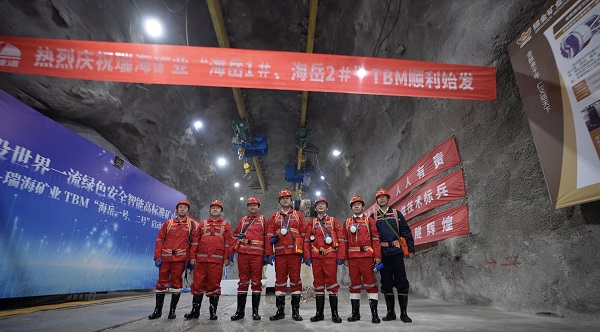 1735608809635086425.jpg 222.jpg